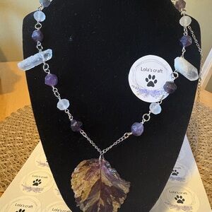 Lola Purple and Silver stone Amatista and selenita Necklace